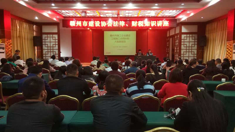 注册公司后，刻章是必不可少的环节。一般来说，刻章流程包括以下几个步骤：